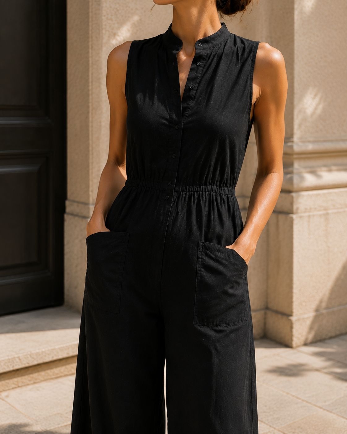 Stand Collar Sleeveless Design
